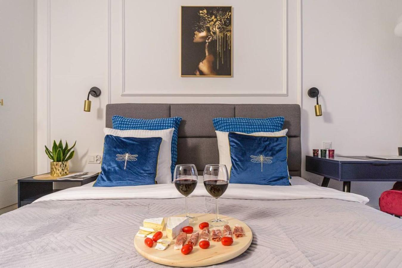 Lumina Premium Apartments With Parking Lodz  Luaran gambar