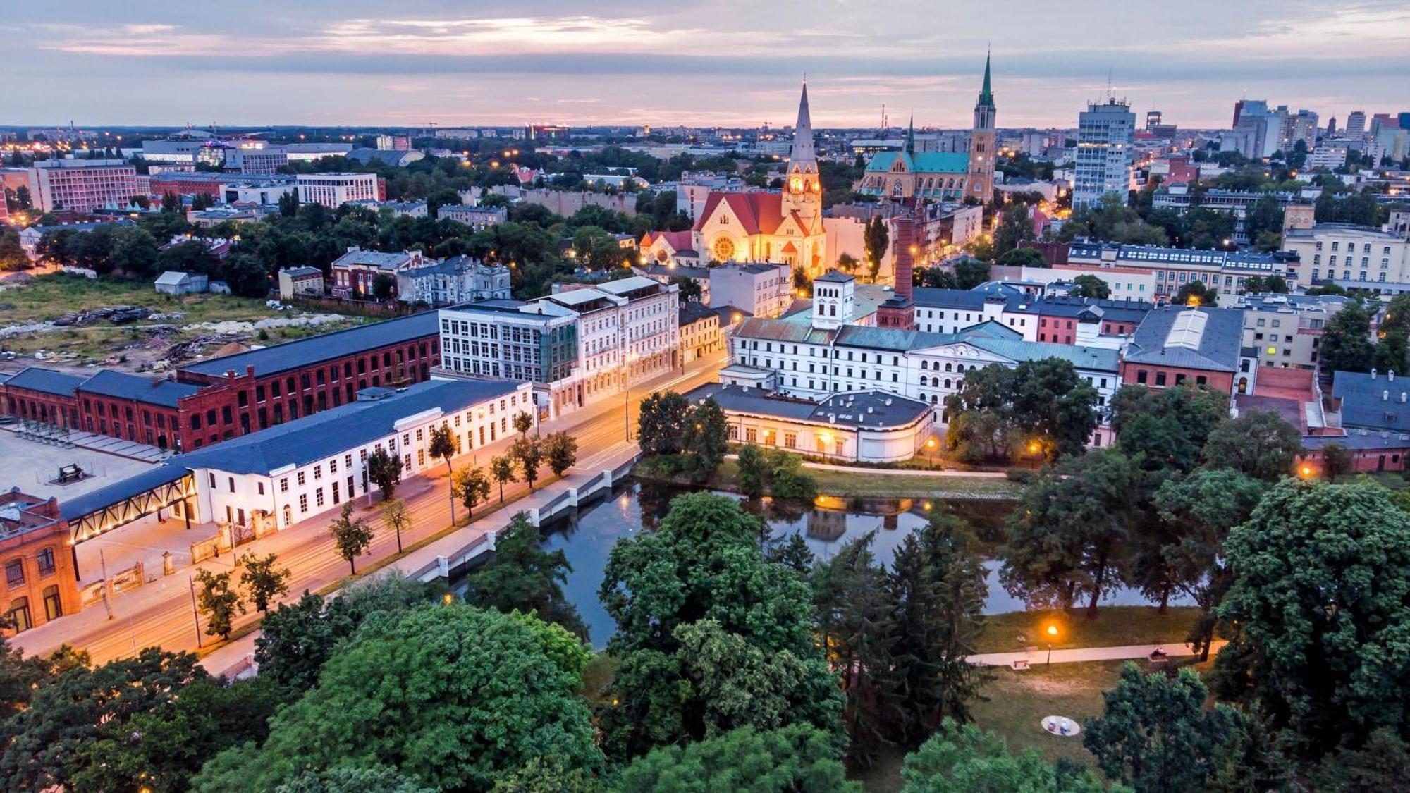 Lumina Premium Apartments With Parking Lodz  Luaran gambar